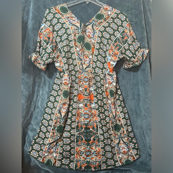 Women's Unbranded Size Large Floral Paisley Printed Tie Neck Mini Dress - Picture 4 of 7